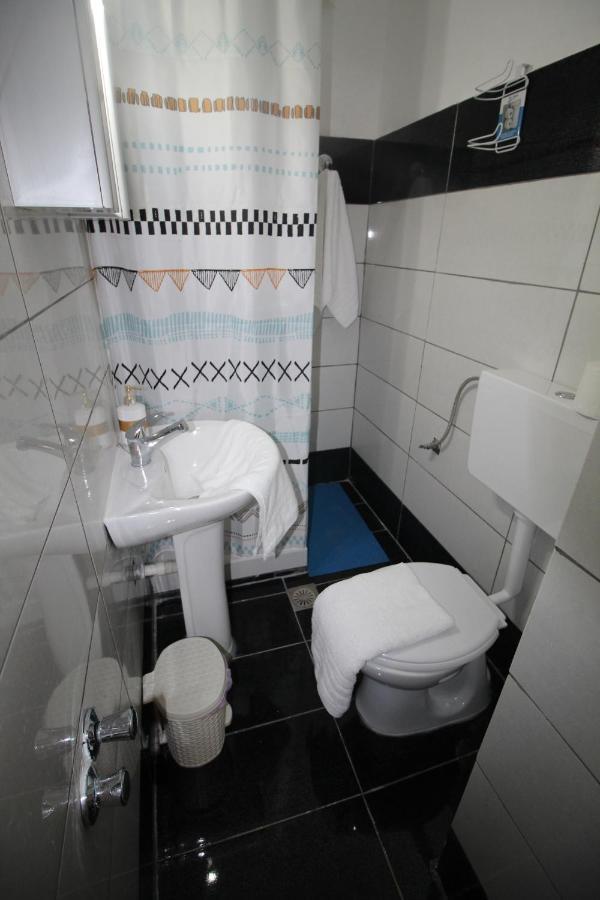페라마 Batis Breeze B&B 외부 사진
